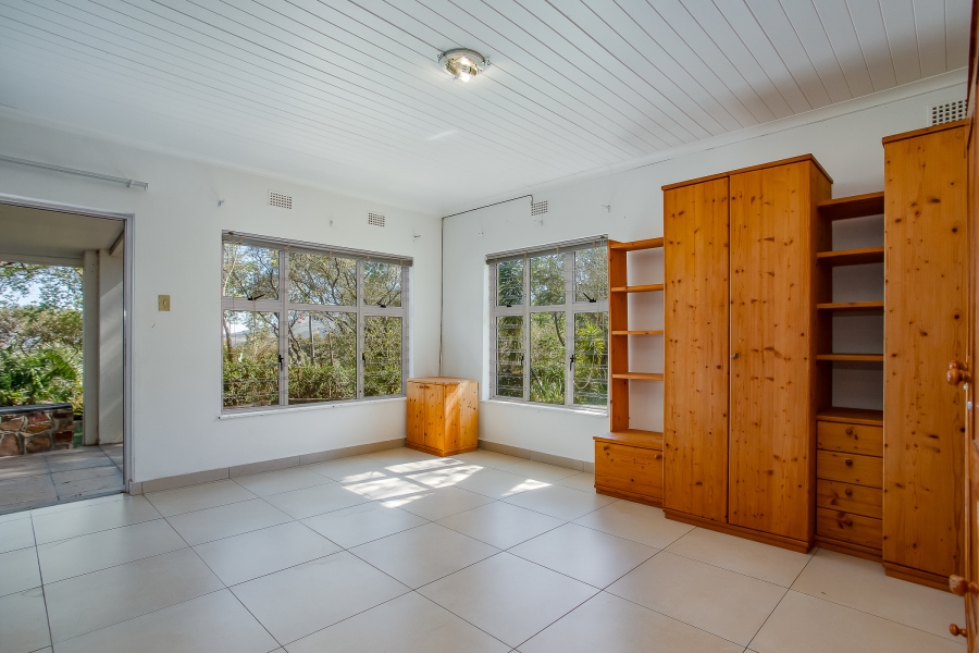 To Let Commercial Property for Rent in Bainskloof Western Cape